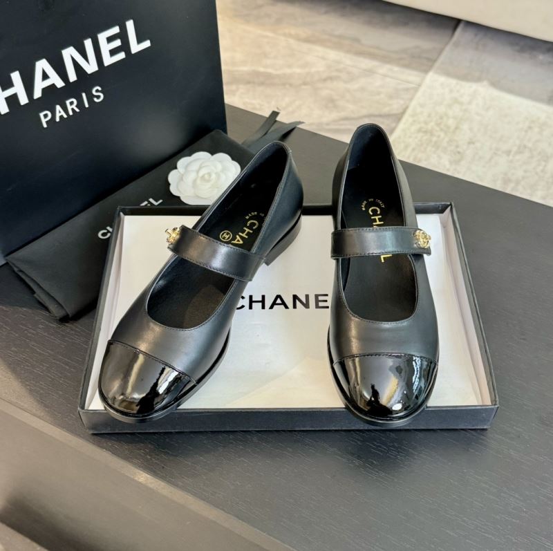 Chanel Low Shoes